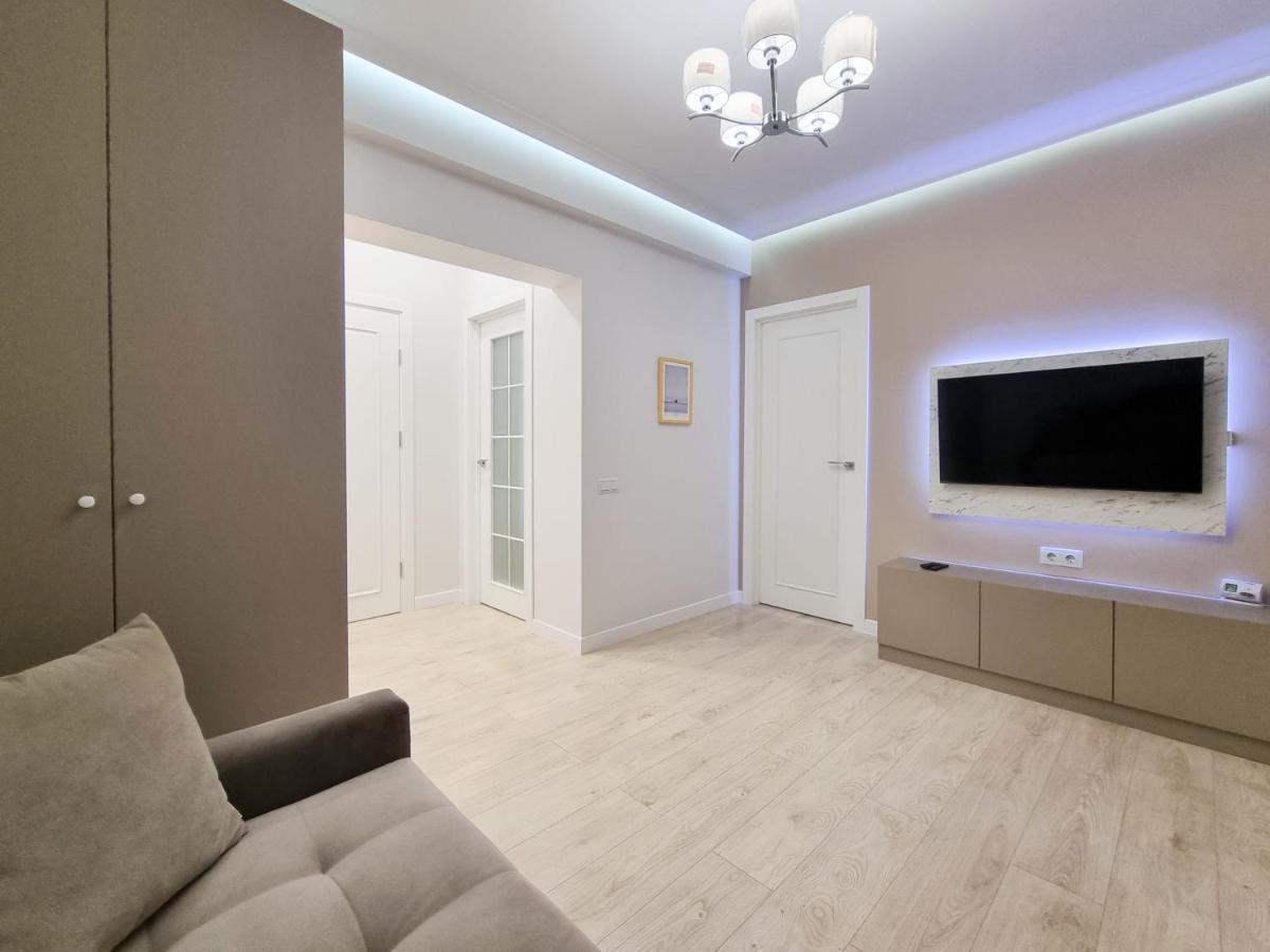 Botanica, 1 Bedroom Apartment With Living Kisinyov Kültér fotó